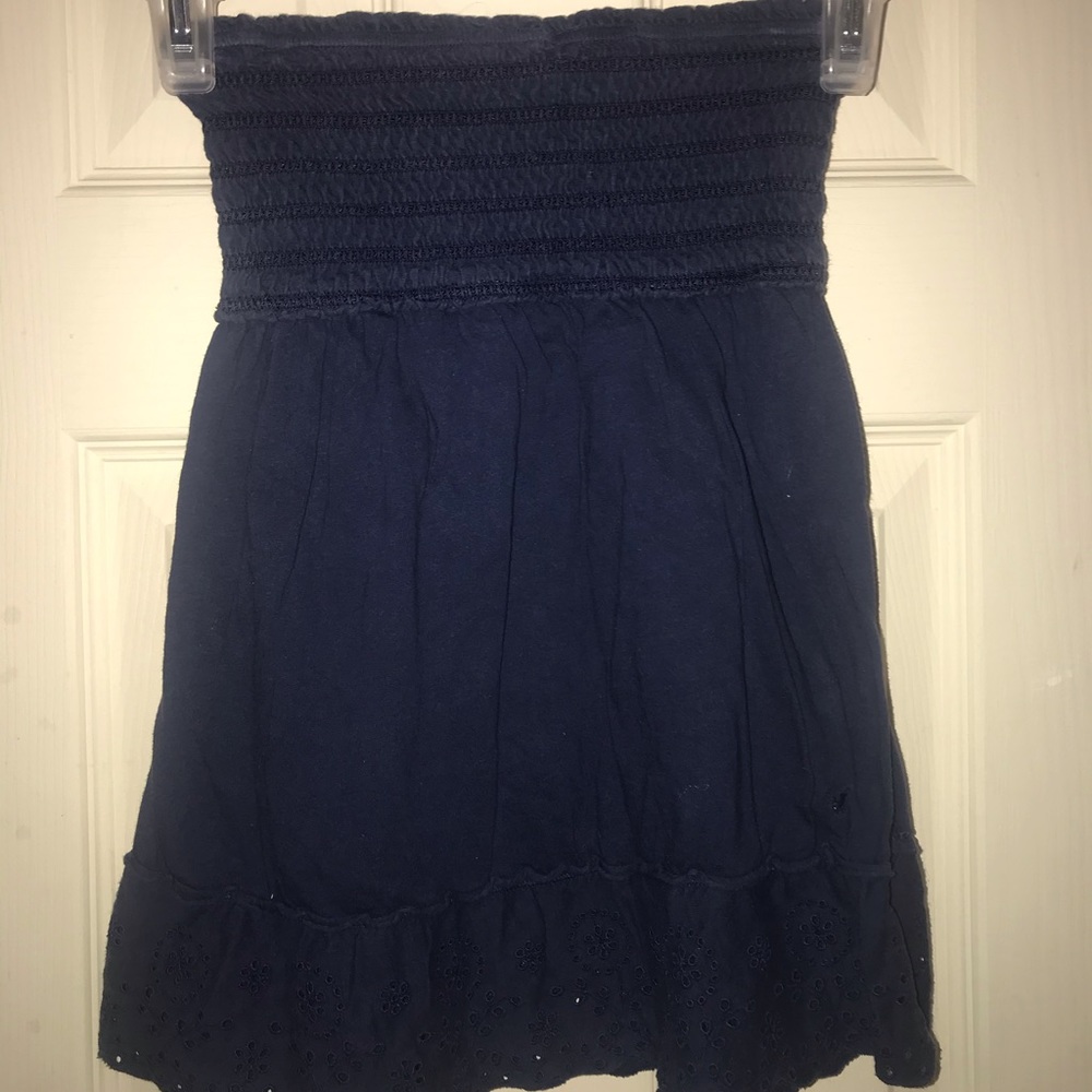 Navy blue strapless tank